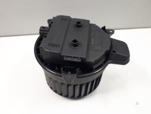 Used Heating and ventilation fan motor Audi A8 (D4) 4.2 TDI V8 32V Quattro Price € 50,00 Margin scheme offered by Autoparts Veghel