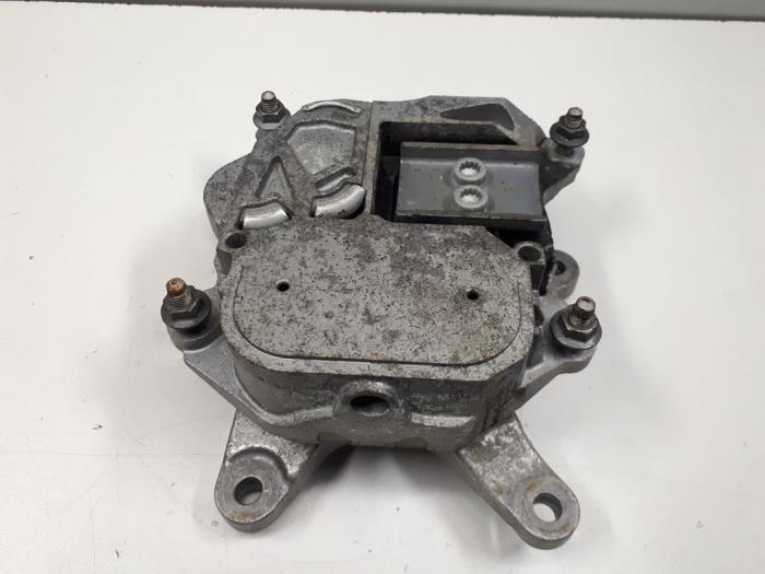 Gearbox mount Audi Q7 3.0 TDI V6 24V 4M0399153M QZW