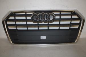 Used Grille Audi Q5 (FYB/FYG) Price € 300,00 Margin scheme offered by Autoparts Veghel