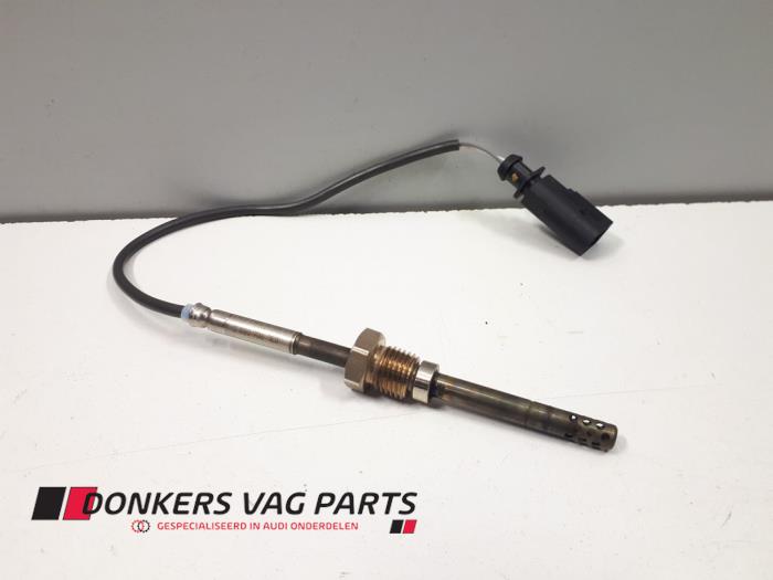 Usagé Sensor température d’échappement Audi A4 Avant (B8) 2.0 TDI 16V Prix € 75,00 Règlement à la marge proposé par Donkers VAG Parts