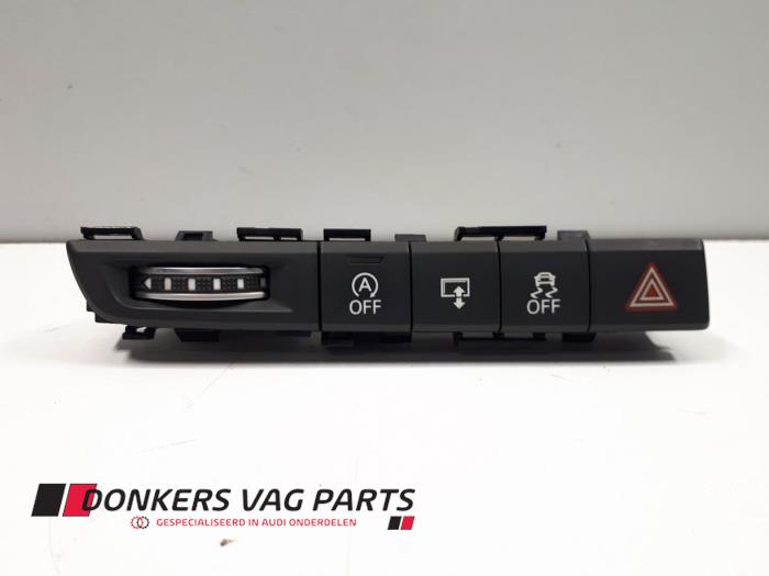 Usados Interruptor Audi A8 (D4) 4.2 TDI V8 32V Quattro Precio € 20,00 Norma de margen ofrecido por Donkers VAG Parts
