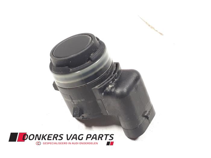 Usados Sensor PDC Audi Q2 (GAB/GAG) 1.0 30 TFSI 12V Precio € 25,00 Norma de margen ofrecido por Donkers VAG Parts