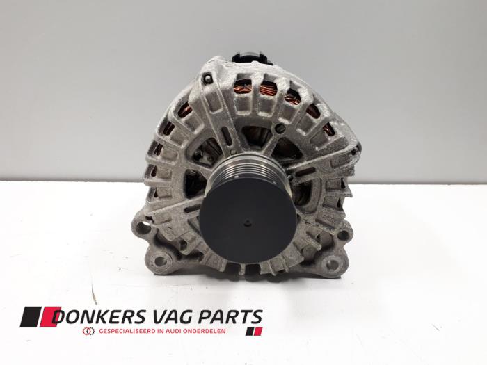 Usagé Dynamo Audi A5 (8T3) 2.0 TDI 16V Prix € 150,00 Prix TTC proposé par Donkers VAG Parts