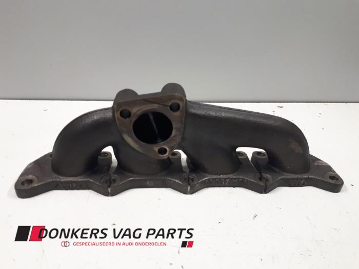 Używane Kolektor wydechowy Audi A3 (8L1) 1.8 20V Turbo Cena € 100,00 Procedura marży oferowane przez Donkers VAG Parts