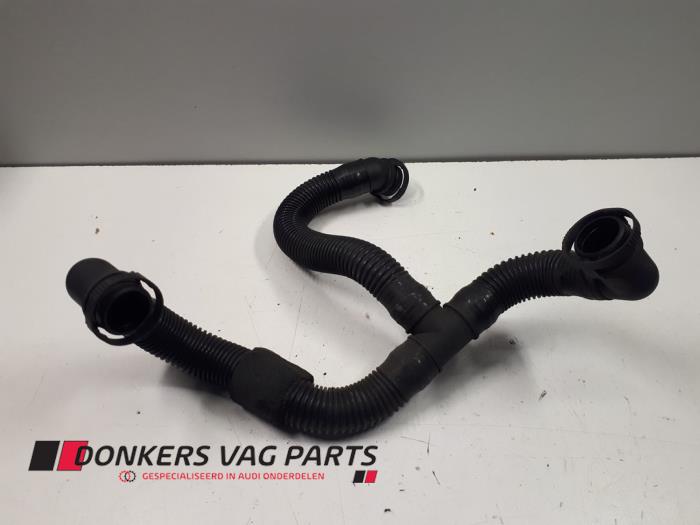 Usagé Conduit (divers) Audi A8 (D3) 6.0 W12 48V Quattro Prix € 75,00 Règlement à la marge proposé par Donkers VAG Parts