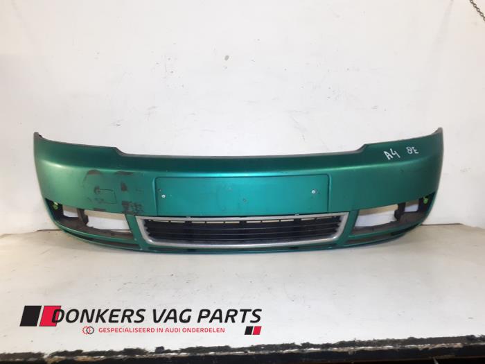 Usados Parachoques Audi A4 Avant (B6) 1.8 T 20V Precio € 100,00 Norma de margen ofrecido por Donkers VAG Parts