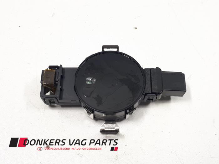 Begagnade Regnsensor Audi RS 5 Sportback (F5A/F5F) 2.9 V6 TFSI 24V Pris € 25,00 Marginaltabell erbjuds av Donkers VAG Parts