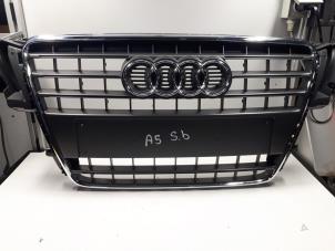 Used Grille Audi A5 Sportback (8TA) Price € 125,00 Margin scheme offered by Autoparts Veghel