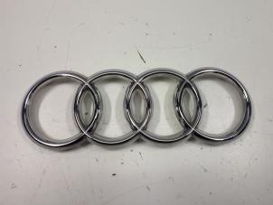 Used Emblem Audi Q5 (FYB/FYG) Price € 15,00 Margin scheme offered by Autoparts Veghel