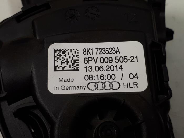 Accelerator pedal from a Audi A5 Sportback (8TA) 2.0 TDI 16V Quattro 2014