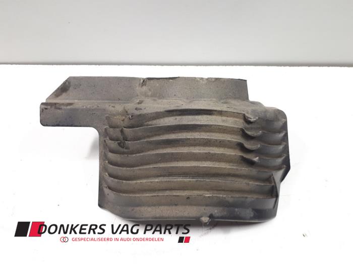 Begagnade Diverse Audi A5 Sportback (8TA) 2.0 TDI 16V Quattro Pris € 8,00 Marginaltabell erbjuds av Donkers VAG Parts