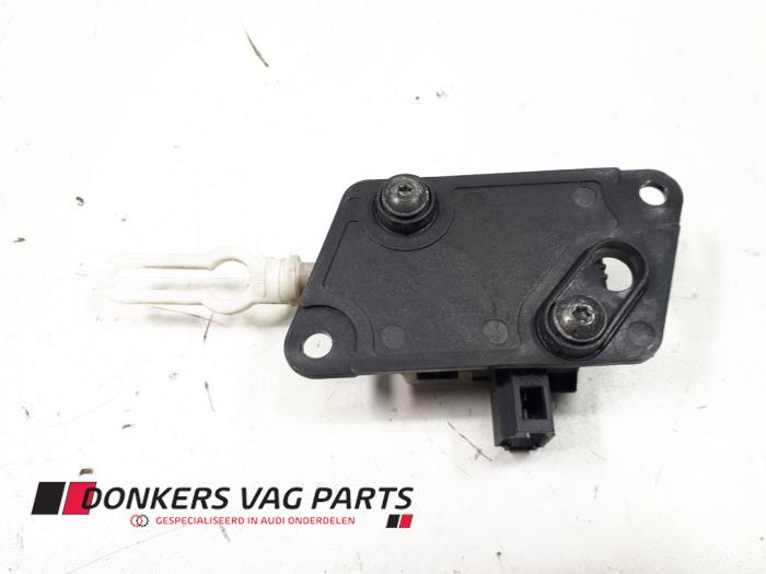 Gebrauchte Heckklappe Motor Audi A2 (8Z0) 1.4 TDI Euro 4 Preis € 25,00 Margenregelung angeboten von Donkers VAG Parts