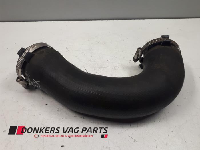 Usagé Tuyau intercooler Audi A5 (8T3) 2.0 TFSI 16V Quattro Prix € 9,99 Prix TTC proposé par Donkers VAG Parts