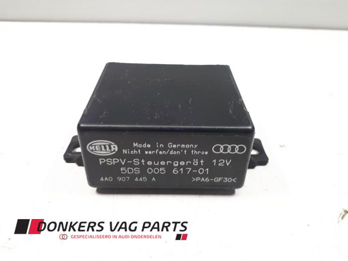 Używane Modul (rózne) Audi 100 (C4) Cena € 15,00 Procedura marży oferowane przez Donkers VAG Parts