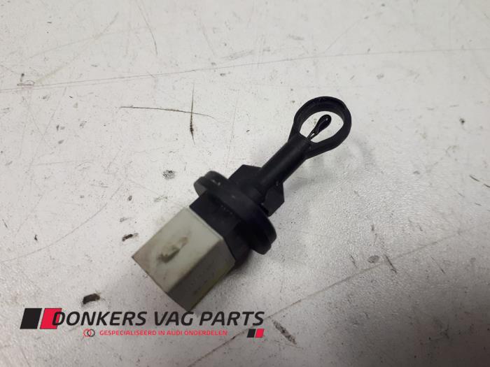 Begagnade Innetemperatursensor Audi A6 (C6) Pris € 10,00 Marginaltabell erbjuds av Donkers VAG Parts