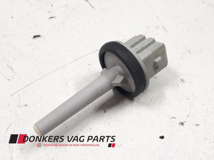 Begagnade Innetemperatursensor Audi 100 (C4) Pris € 15,00 Marginaltabell erbjuds av Donkers VAG Parts