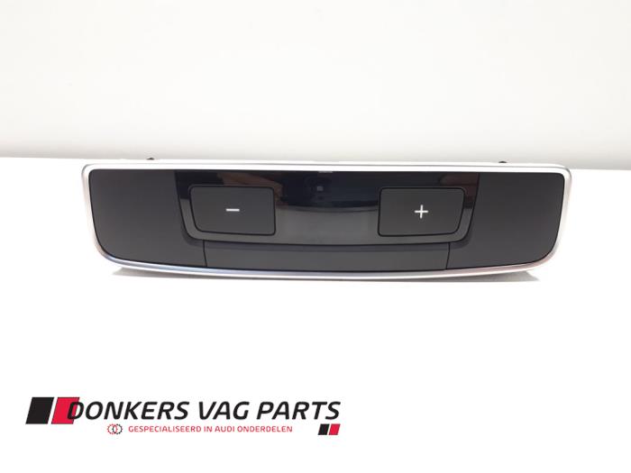Używane Panel climatronic Audi RS 4 Avant (B9) Cena € 75,00 Procedura marży oferowane przez Donkers VAG Parts