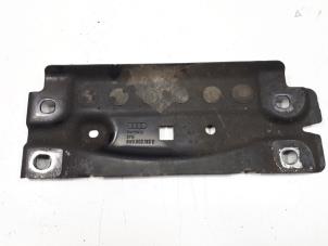 Używane Wspornik (rózne) Audi RS 5 Sportback (F5A/F5F) 2.9 V6 TFSI 24V Cena € 10,00 Procedura marży oferowane przez Autoparts Veghel