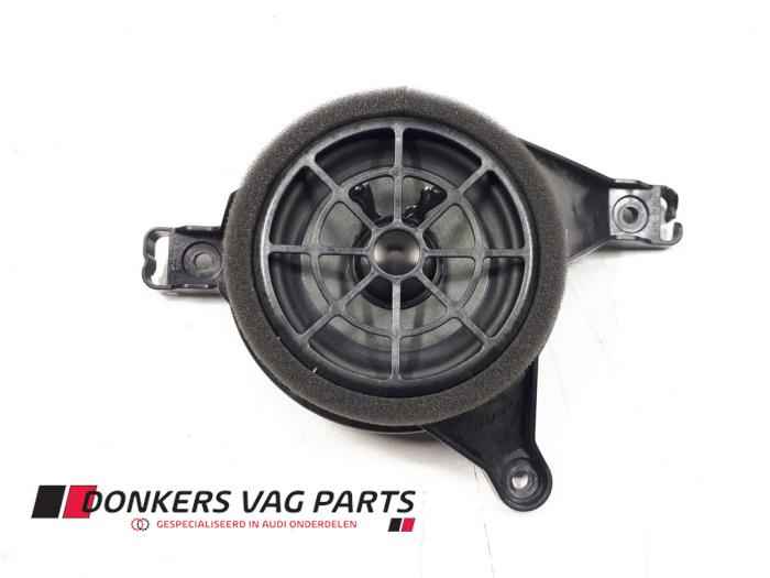 Używane Glosnik Audi SQ7 (4MB/4MG) 4.0 TDI V8 32V Cena € 30,00 Procedura marży oferowane przez Donkers VAG Parts