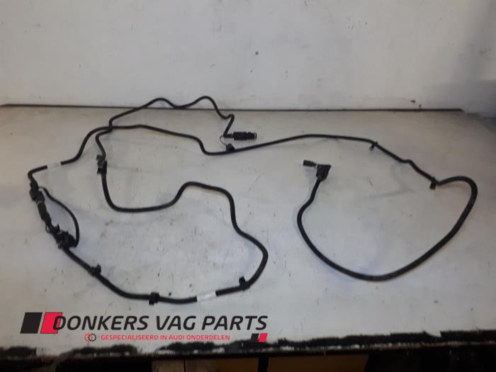 Usagé Conduit (divers) Audi SQ7 (4MB/4MG) 4.0 TDI V8 32V Prix € 75,00 Règlement à la marge proposé par Donkers VAG Parts