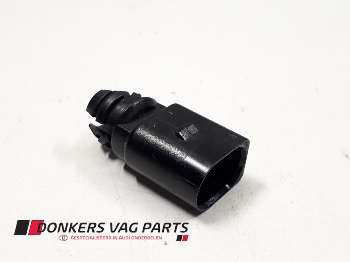 Begagnade Utetemperatursensor Audi A6 (C7) Pris € 15,00 Marginaltabell erbjuds av Autoparts Veghel