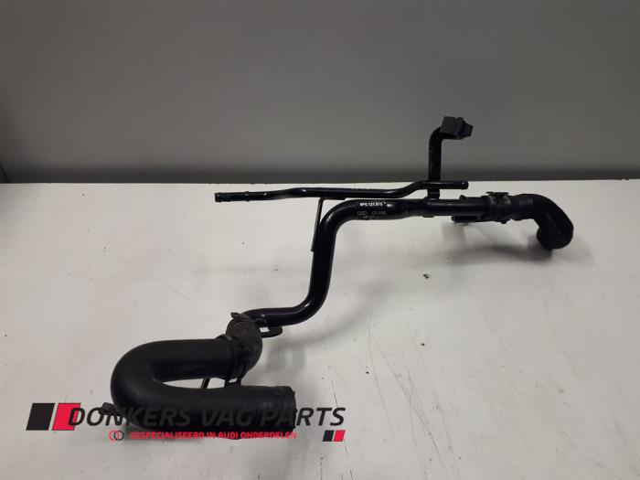 Begagnade Vattenrör Audi RS 3 Sportback (8PA) 2.5 TFSI 20V Quattro Pris € 50,00 Marginaltabell erbjuds av Donkers VAG Parts