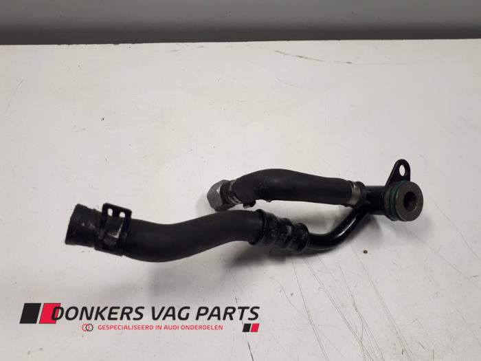 Begagnade Vattenrör Audi A8 (D3) Pris € 50,00 Marginaltabell erbjuds av Donkers VAG Parts