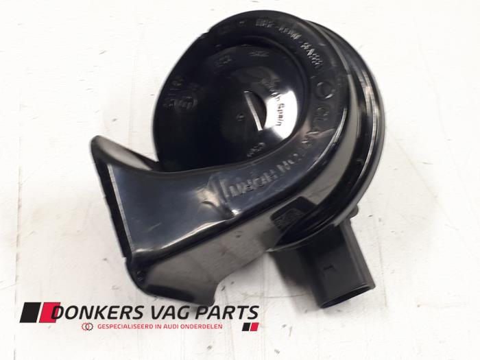 Używane Klakson Cupra Formentor 1.5 TSI 16V Cena € 20,00 Procedura marży oferowane przez Donkers VAG Parts