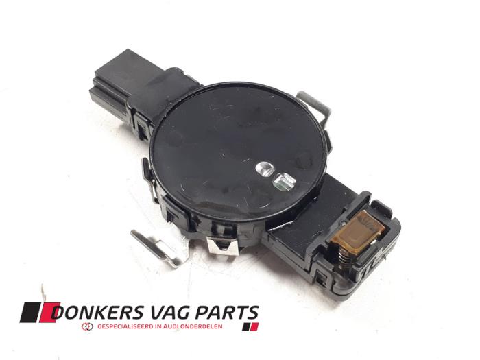 Begagnade Ljussensor Audi S8 (D4) 4.0 V8 TFSI 32V Pris € 75,00 Marginaltabell erbjuds av Donkers VAG Parts