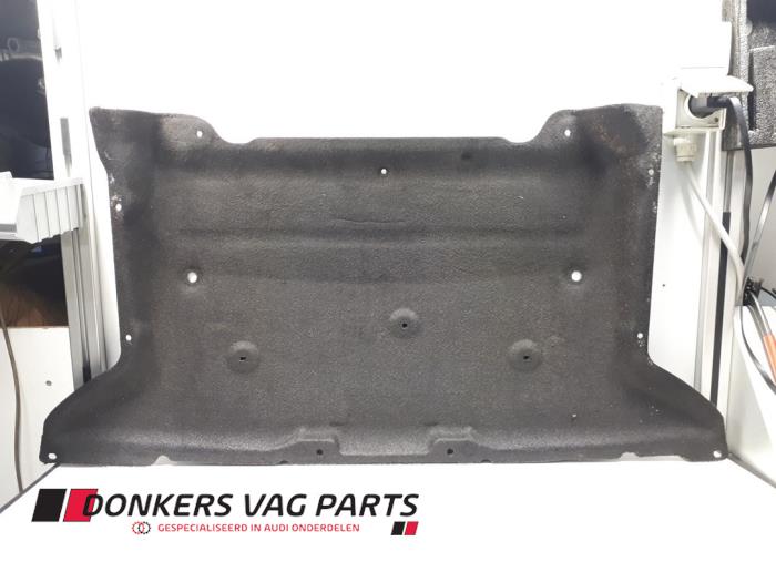 Trunk undertray