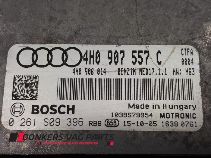 Engine management computer from a Audi S8 (D4) 4.0 V8 TFSI 32V 2015
