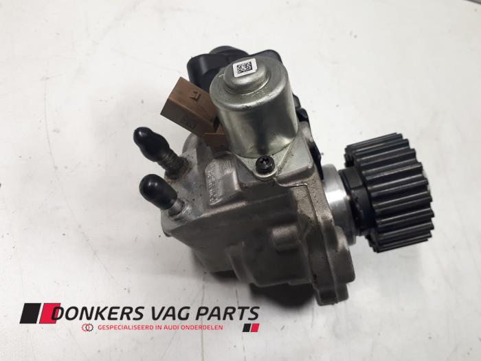 Begagnade Högtryckspump Audi A3 Limousine (8VS/8VM) 1.6 TDI Ultra 16V Pris € 605,00 Marginaltabell erbjuds av Donkers VAG Parts