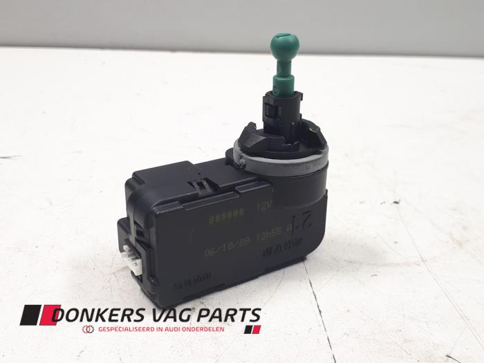 Nowe Silnik reflektora Audi A4 (B6) Cena € 30,00 Z VAT oferowane przez Donkers VAG Parts