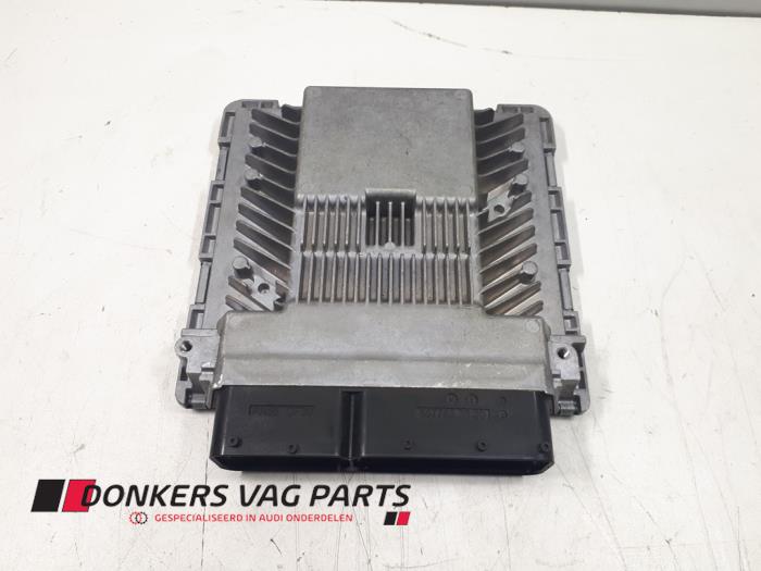 Used Engine management computer Audi A4 Avant (B7) 3.2 FSI V6 24V Quattro Price € 100,00 Margin scheme offered by Donkers VAG Parts