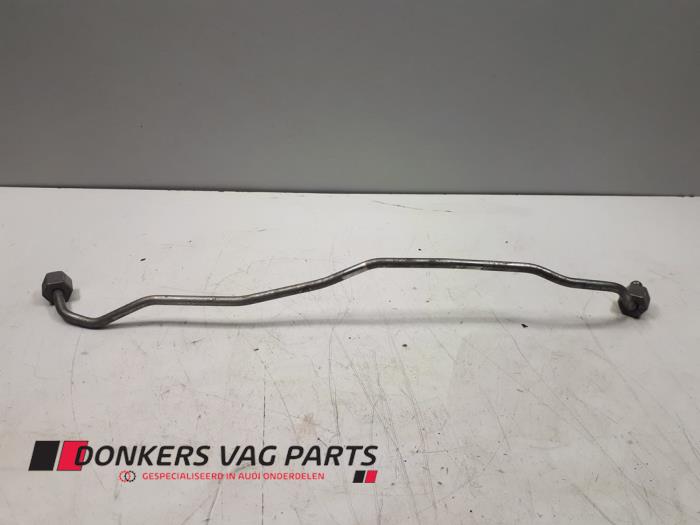 Usagé Conduit de carburant Audi A6 (C7) 3.0 TDI V6 24V Quattro Prix € 17,00 Règlement à la marge proposé par Donkers VAG Parts