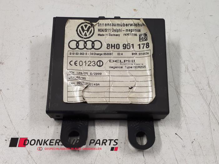 Begagnade Larmmodul Audi A4 Cabriolet (B6) 1.8 T 20V Quattro Pris € 30,00 Marginaltabell erbjuds av Donkers VAG Parts