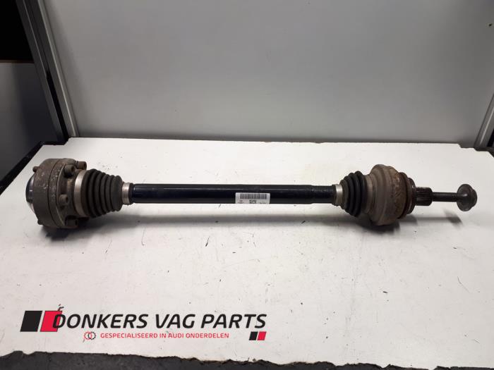 Gebrauchte Antriebswelle links hinten Audi A4 (B9) 3.0 50 TDI V6 24V Quattro Preis € 60,00 Margenregelung angeboten von Donkers VAG Parts