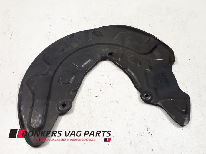 Brake disc dust cover plates