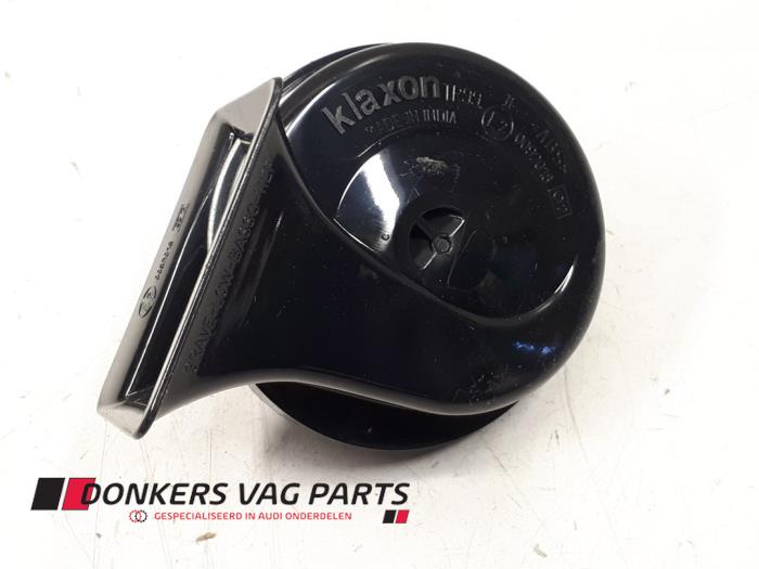 Nowe Klakson Audi S6 (C5) Cena € 40,00 Z VAT oferowane przez Donkers VAG Parts