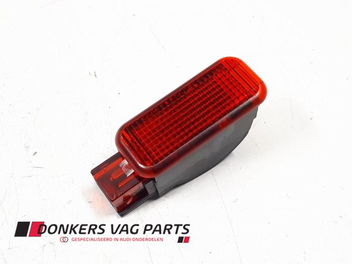 Używane Lampa LED Audi A3 Cena € 8,00 Procedura marży oferowane przez Donkers VAG Parts