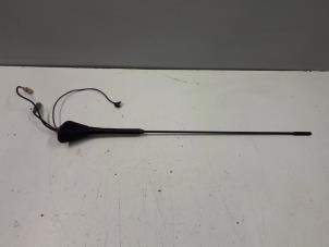 Begagnade Antennarm Audi A4 Avant (B5) 2.4 30V Pris € 25,00 Marginaltabell erbjuds av Autoparts Veghel