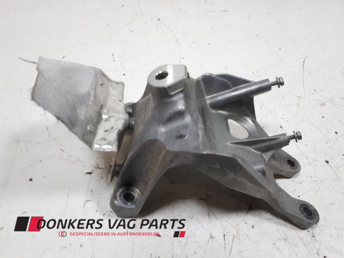 Used Engine mount Audi A4 (B9) 3.0 TDI V6 24V Price € 25,00 Inclusive VAT offered by Donkers VAG Parts