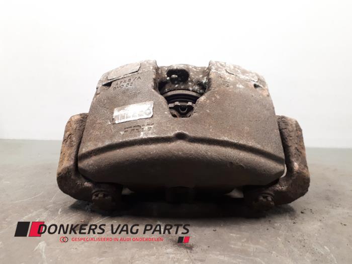 Gebrauchte Bremszange rechts vorne Audi A5 (8T3) 2.7 TDI V6 24V Preis € 35,00 Margenregelung angeboten von Donkers VAG Parts