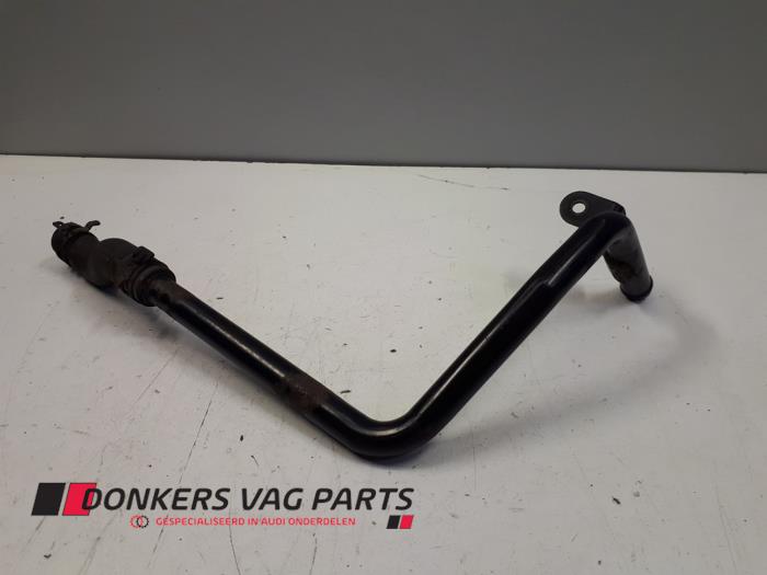 Begagnade Vattenrör Audi Q7 (4LB) 3.0 TDI V6 24V Pris € 10,00 Marginaltabell erbjuds av Donkers VAG Parts