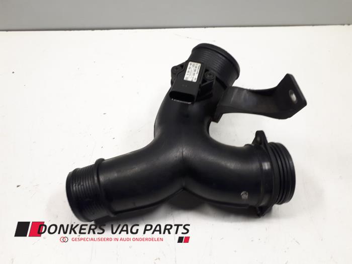 Gebrauchte Intercooler Rohr Audi Q7 (4LB) 3.0 TDI V6 24V Preis € 35,00 Margenregelung angeboten von Donkers VAG Parts