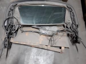 Usagé Softtop toit escamotable Audi A4 Cabriolet (B6) Prix € 400,00 Règlement à la marge proposé par Autoparts Veghel