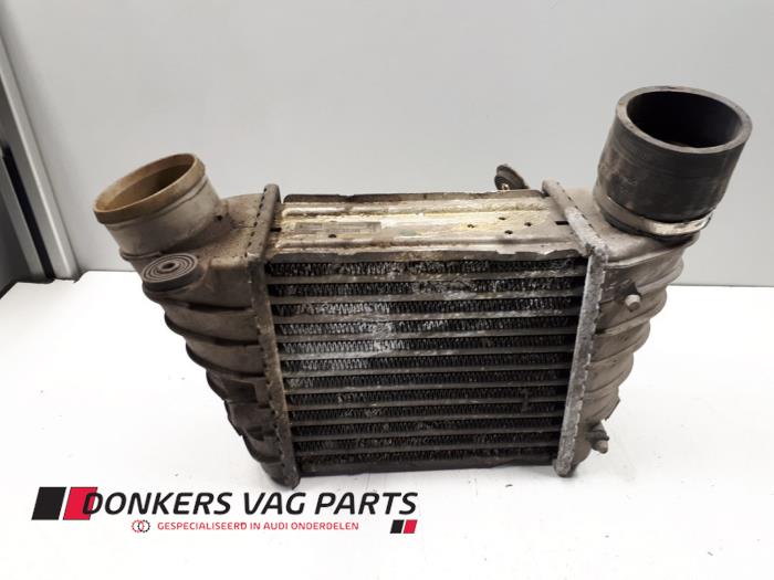 Usados Intercooler Audi TT (8N3) 1.8 20V Turbo Quattro Precio € 30,00 Norma de margen ofrecido por Donkers VAG Parts