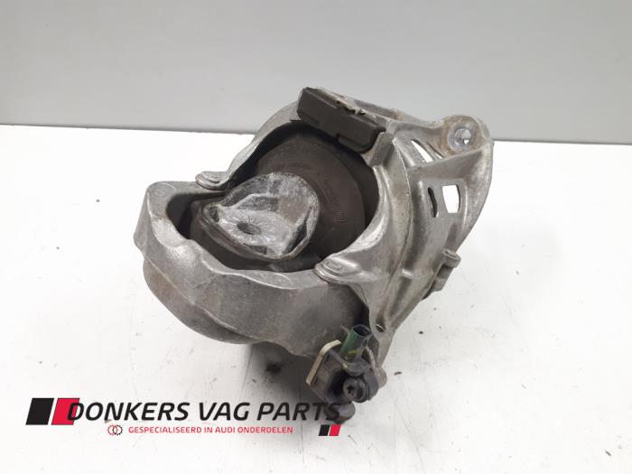 Used Engine mount Audi SQ8 (4MN) 4.0 V8 32V TDI Mild Hybrid Quattro Price € 302,50 Margin scheme offered by Donkers VAG Parts