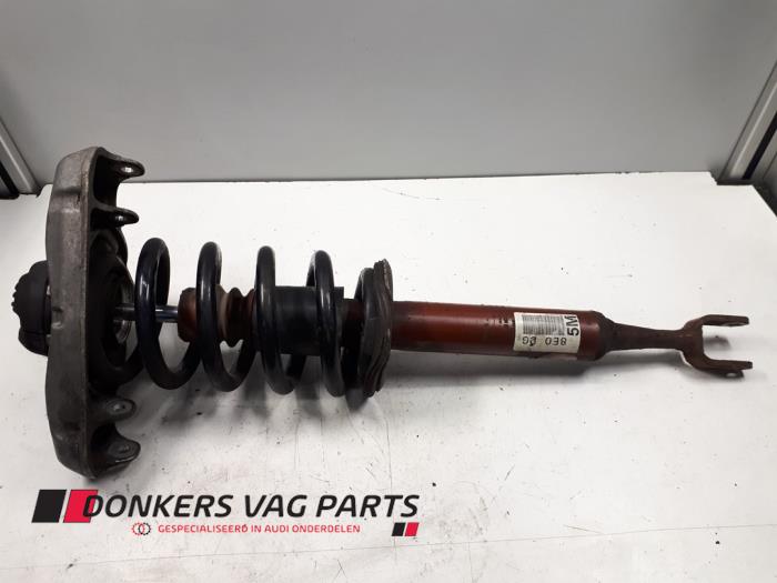 Gebrauchte Stoßdämpfer links vorne Audi A4 Avant (B7) Preis € 50,00 Margenregelung angeboten von Donkers VAG Parts
