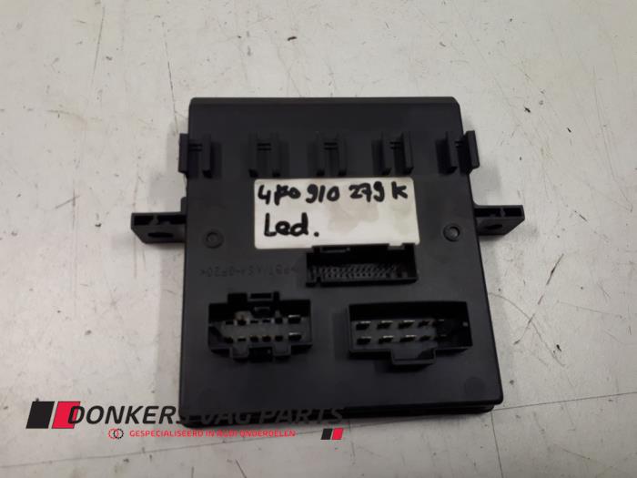 Używane Sterownik Body Control Audi S6 (C6) 5.2 V10 40V Cena € 50,00 Procedura marży oferowane przez Donkers VAG Parts